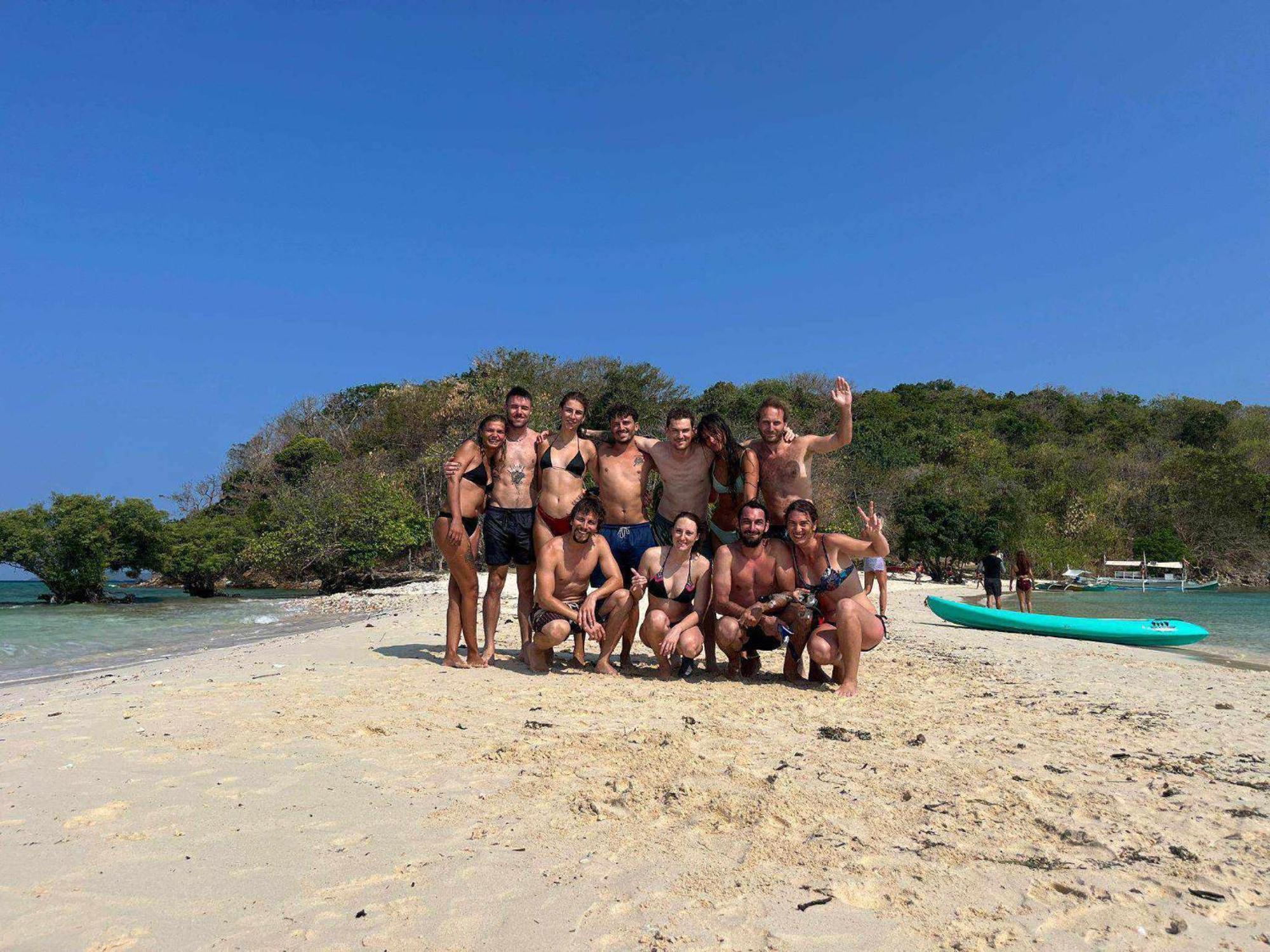 El Nido Hostel Sun Valley Ngoại thất bức ảnh